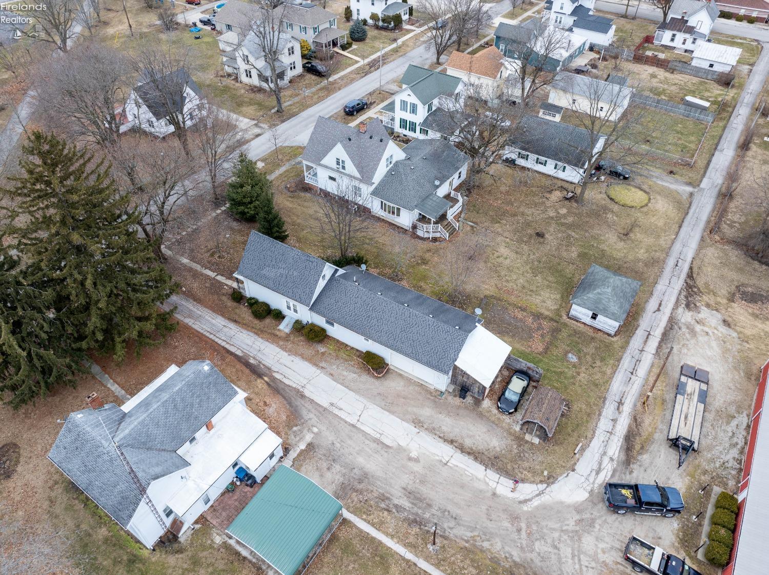 325 S Maple Street, Lindsey, Texas image 29