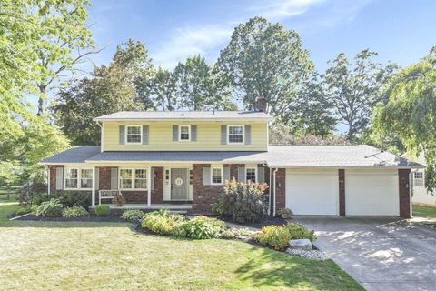 Multifamily For Sale - 4861 Woodview Dr Dr<br/> Vermilion, OH 44089