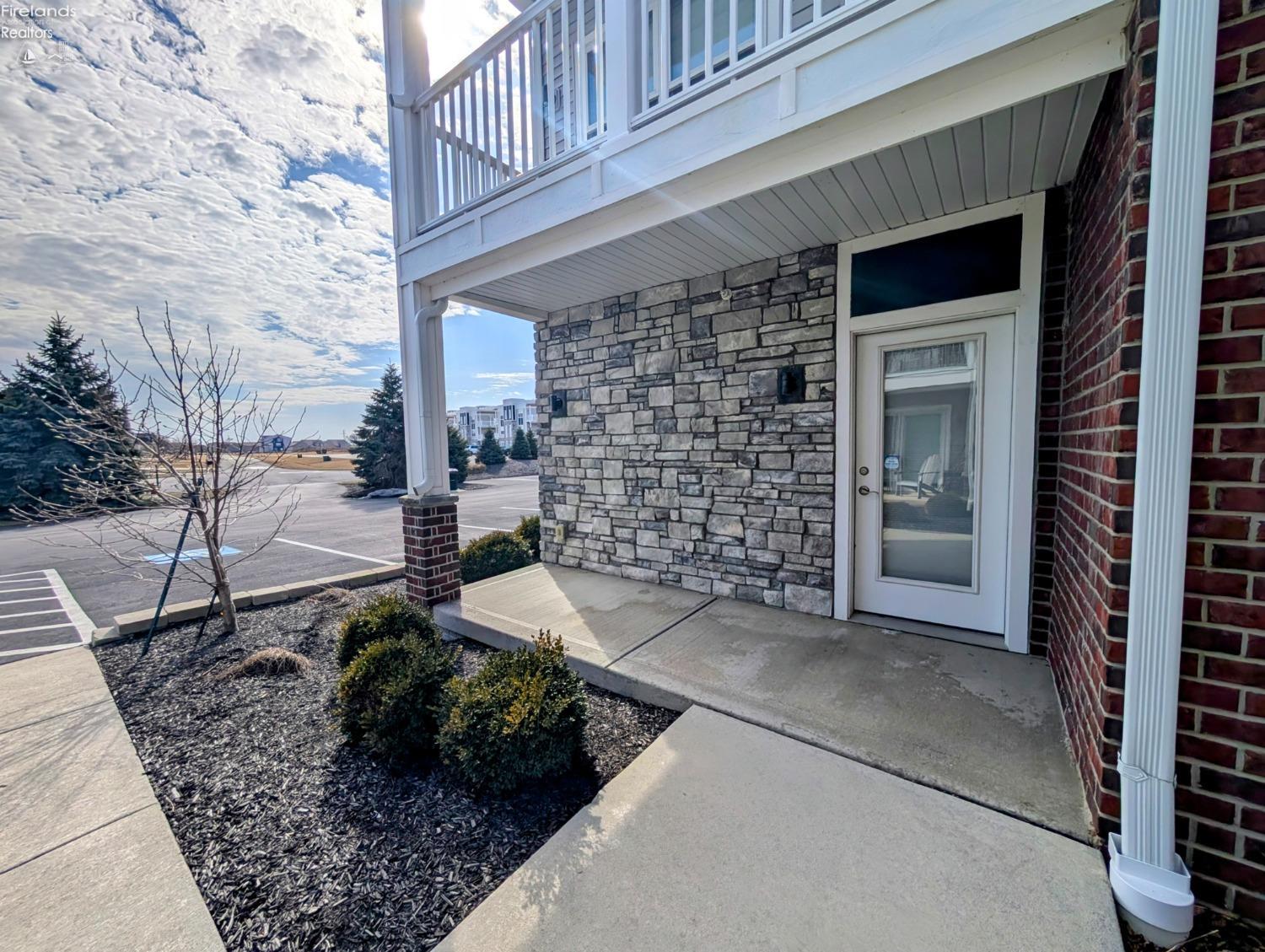 2568 S Waterside Court #211, Marblehead, Ohio image 31