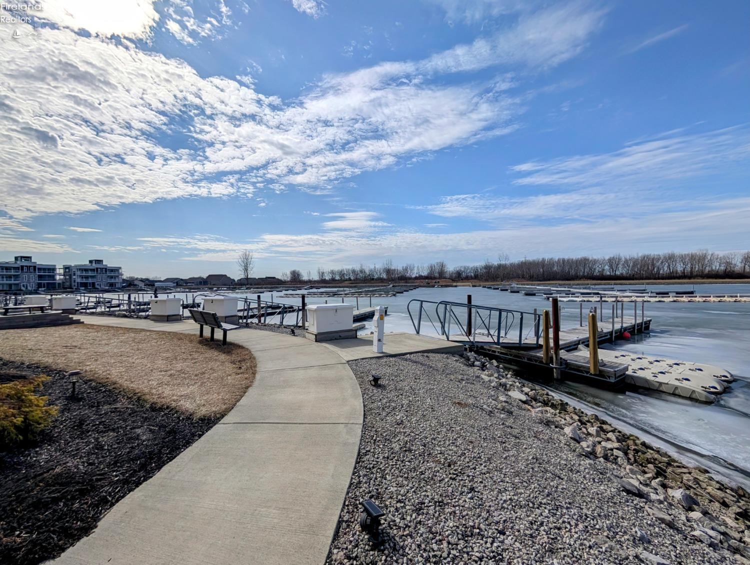 2568 S Waterside Court #211, Marblehead, Ohio image 40