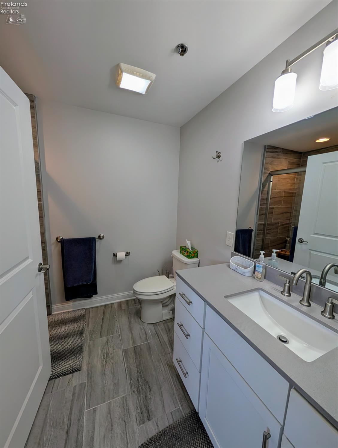2568 S Waterside Court #211, Marblehead, Ohio image 28