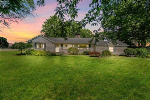 Homes For Sale - 162 Oak Ridge Drive<br/> Oak Harbor, OH 43449