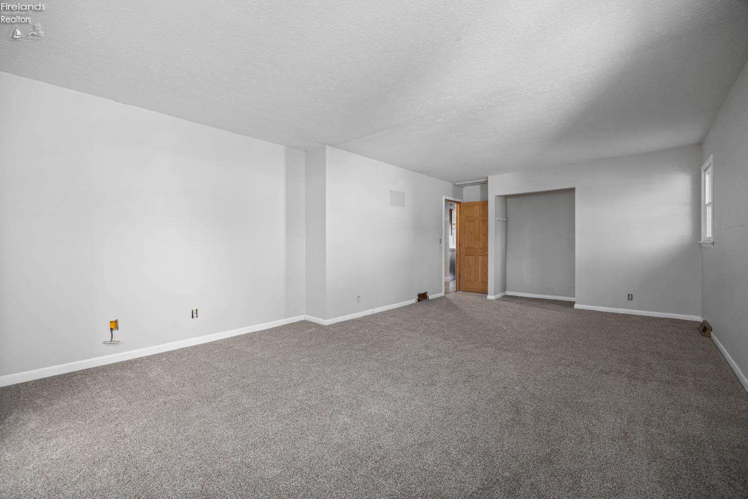 299 Valley View Drive, Huron, Ohio image 26