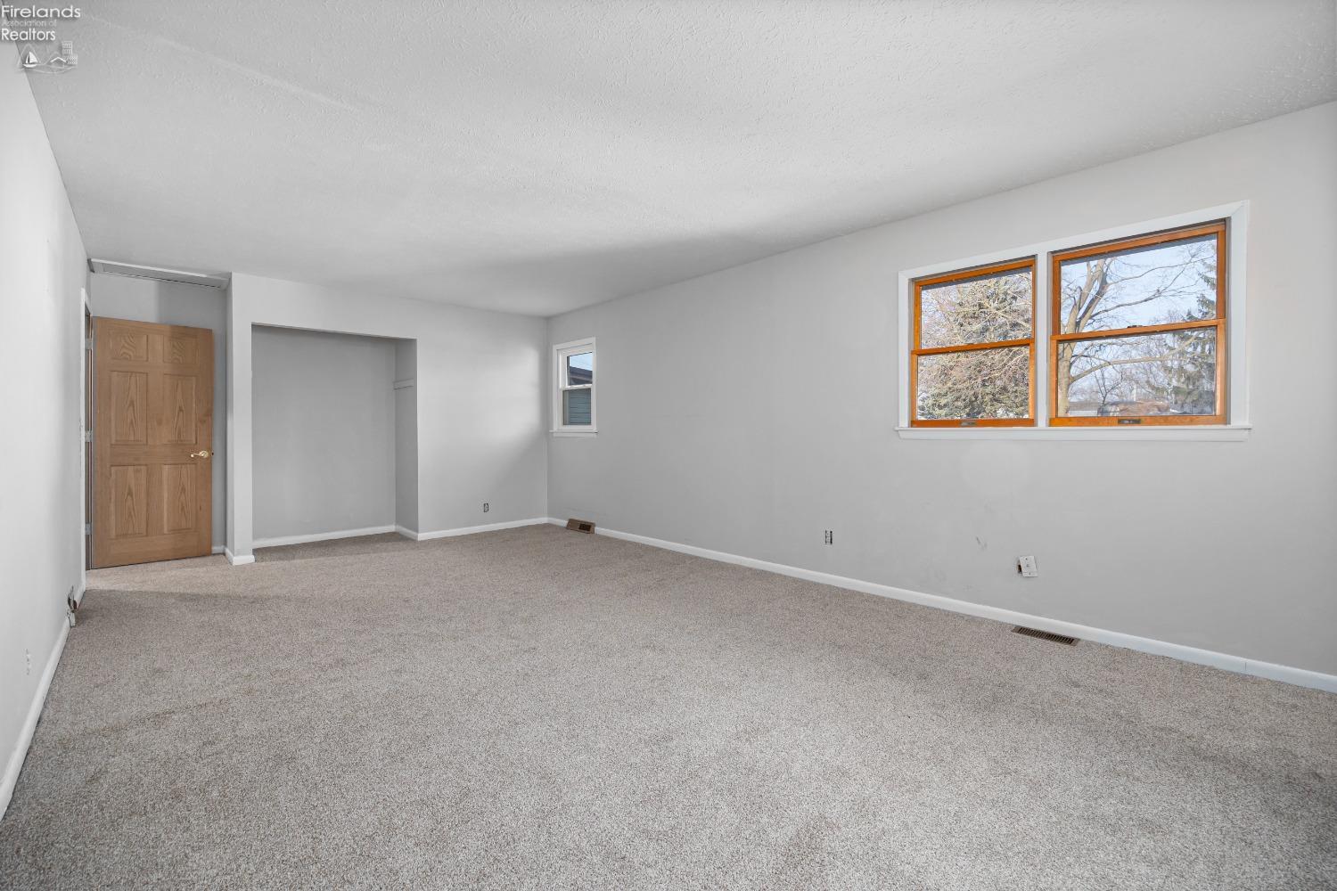 299 Valley View Drive, Huron, Ohio image 27