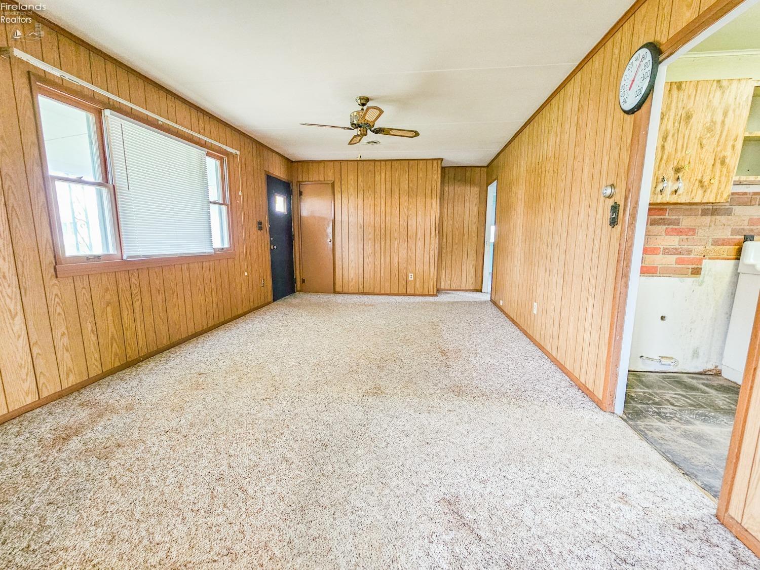 1307 S Fleetwood Drive, Fremont, Texas image 6