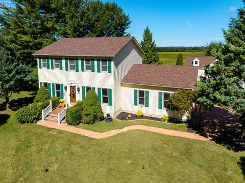 Homes For Sale - 11203 Darrow Road<br/> Vermilion, OH 44089