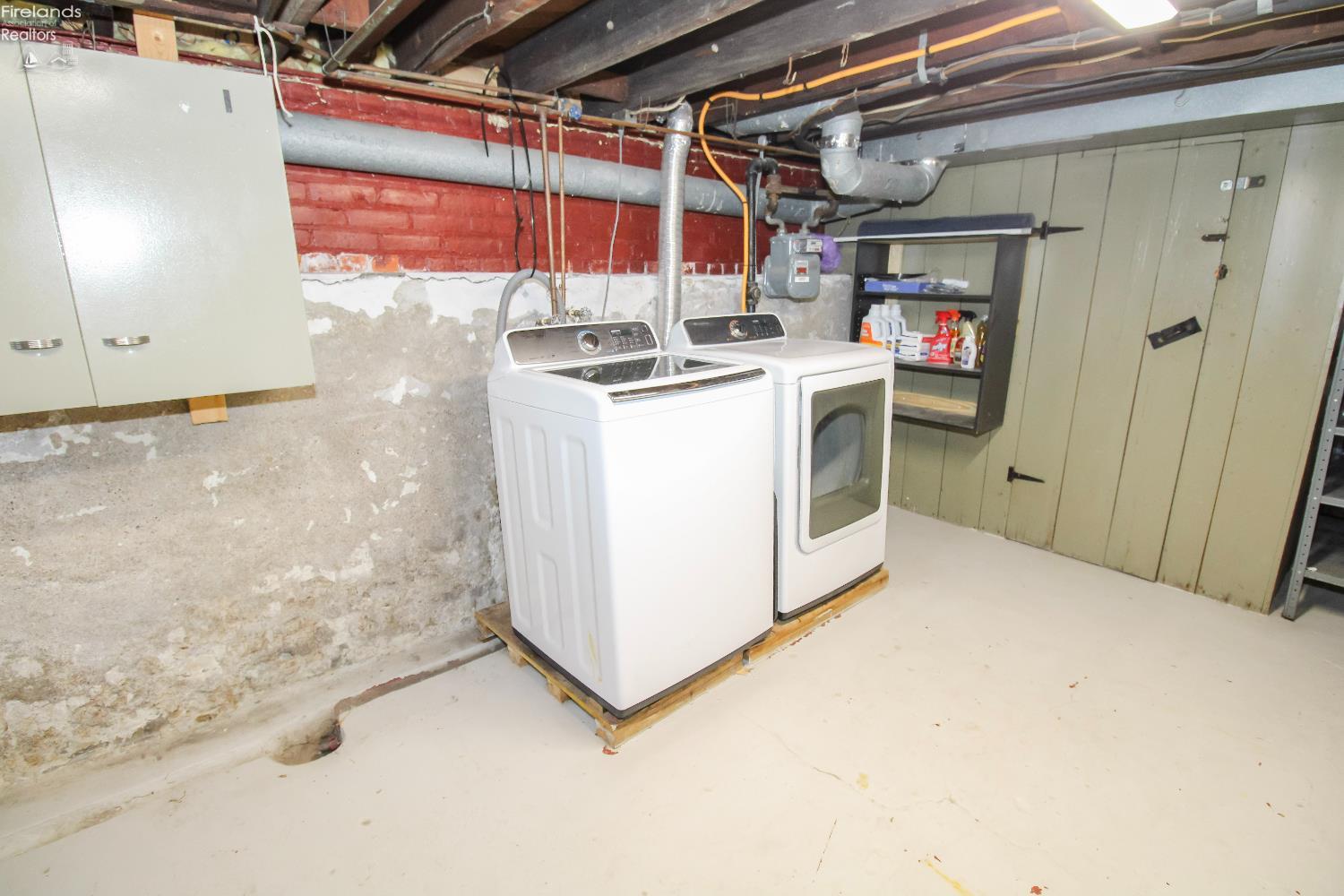 Sandusky, Ohio 44870, United States, 3 Bedrooms Bedrooms, ,2 BathroomsBathrooms,Residential,Active,165587