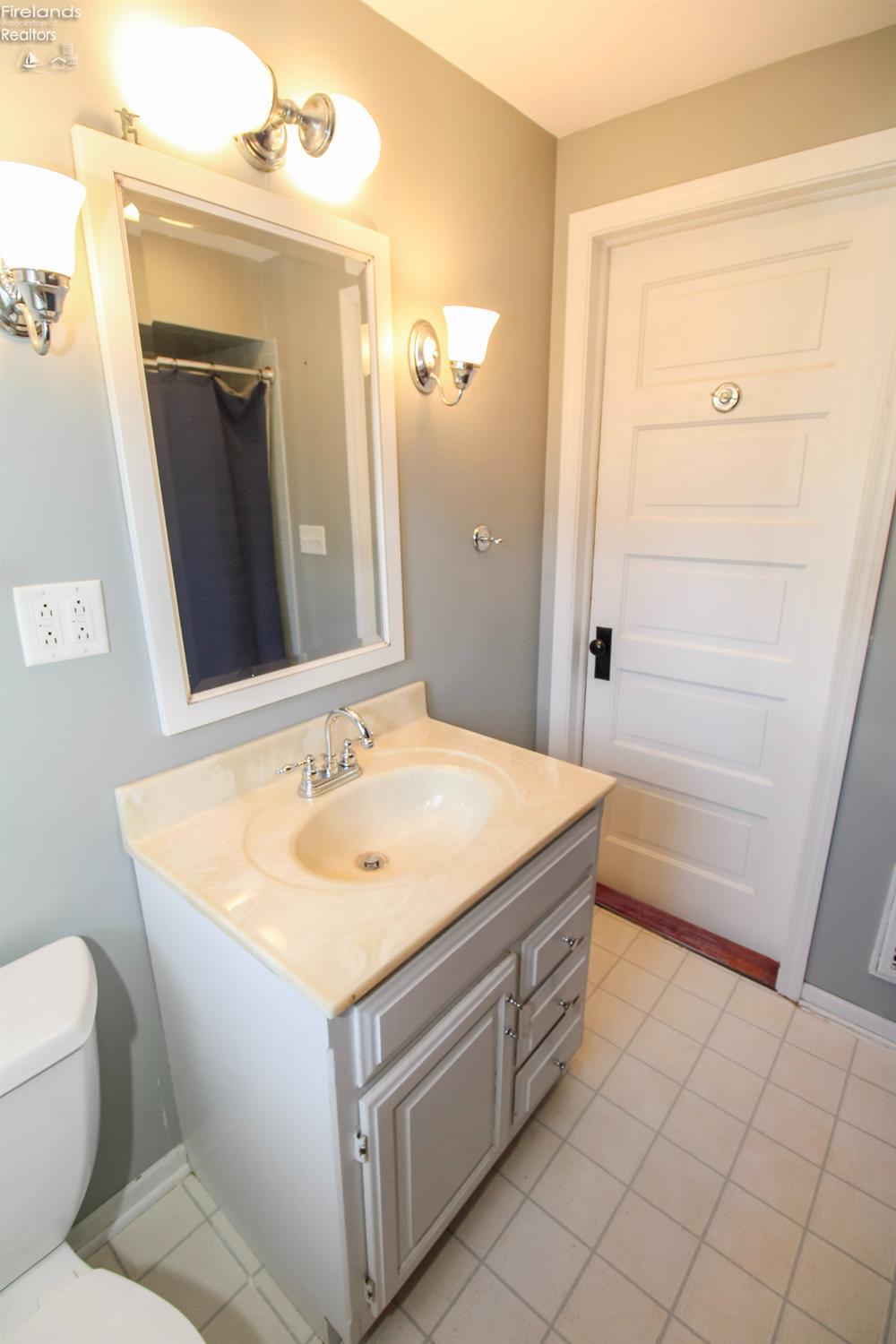 Sandusky, Ohio 44870, United States, 3 Bedrooms Bedrooms, ,2 BathroomsBathrooms,Residential,Active,165587