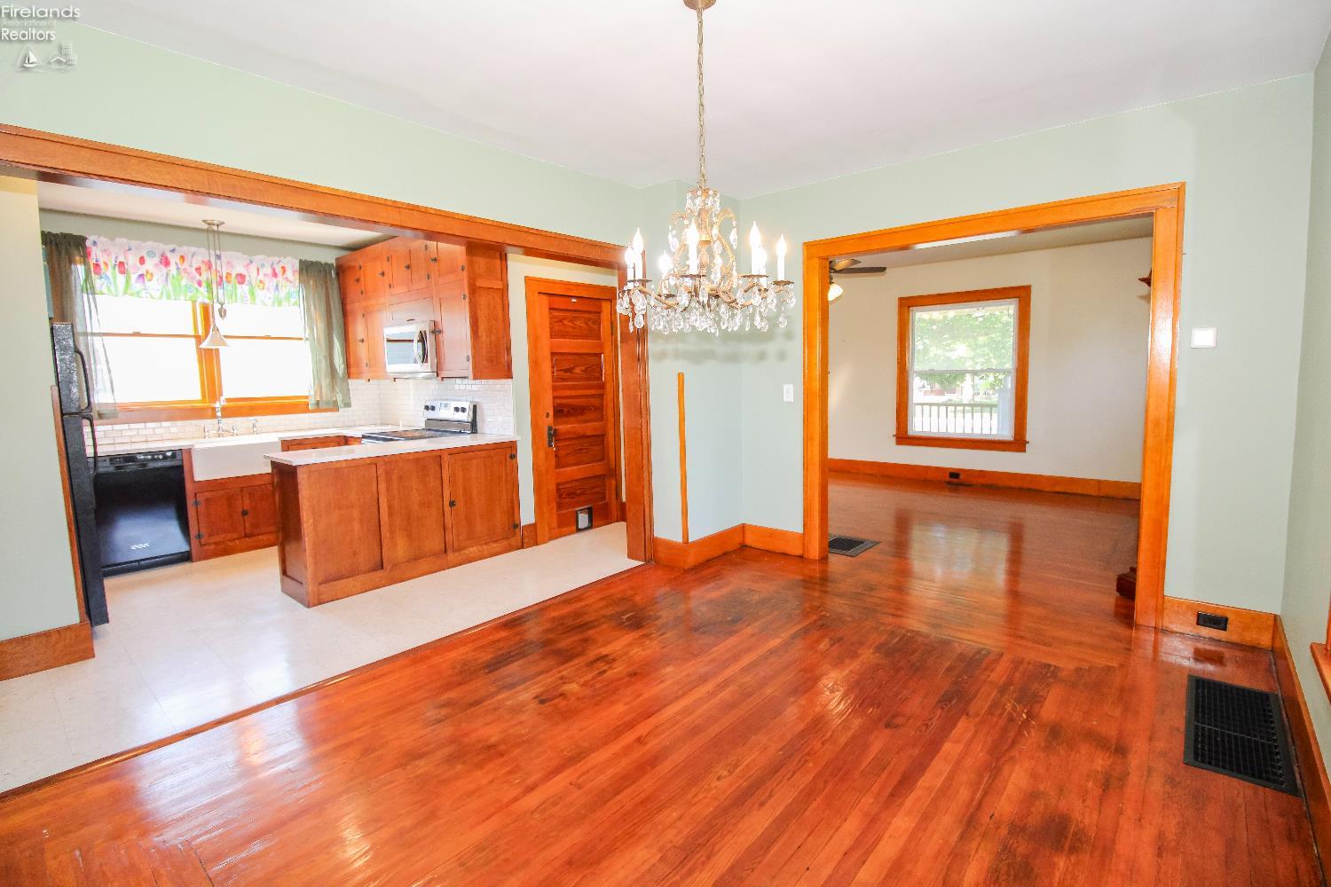 Sandusky, Ohio 44870, United States, 3 Bedrooms Bedrooms, ,2 BathroomsBathrooms,Residential,Active,165587