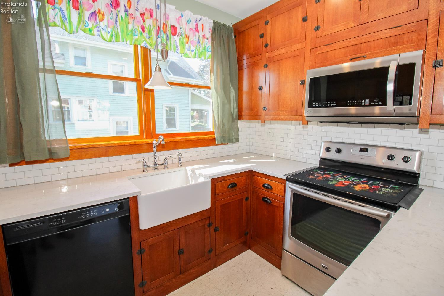 Sandusky, Ohio 44870, United States, 3 Bedrooms Bedrooms, ,2 BathroomsBathrooms,Residential,Active,165587