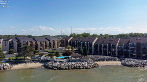 Condo For Sale - 1801 E Perry Street #22<br/> Ottawa County, Port Clinton, OH 43452