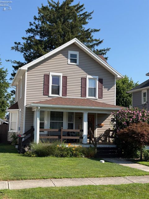 Homes For Sale - 509 E Perry Street<br/> Seneca County, Tiffin, OH 44883