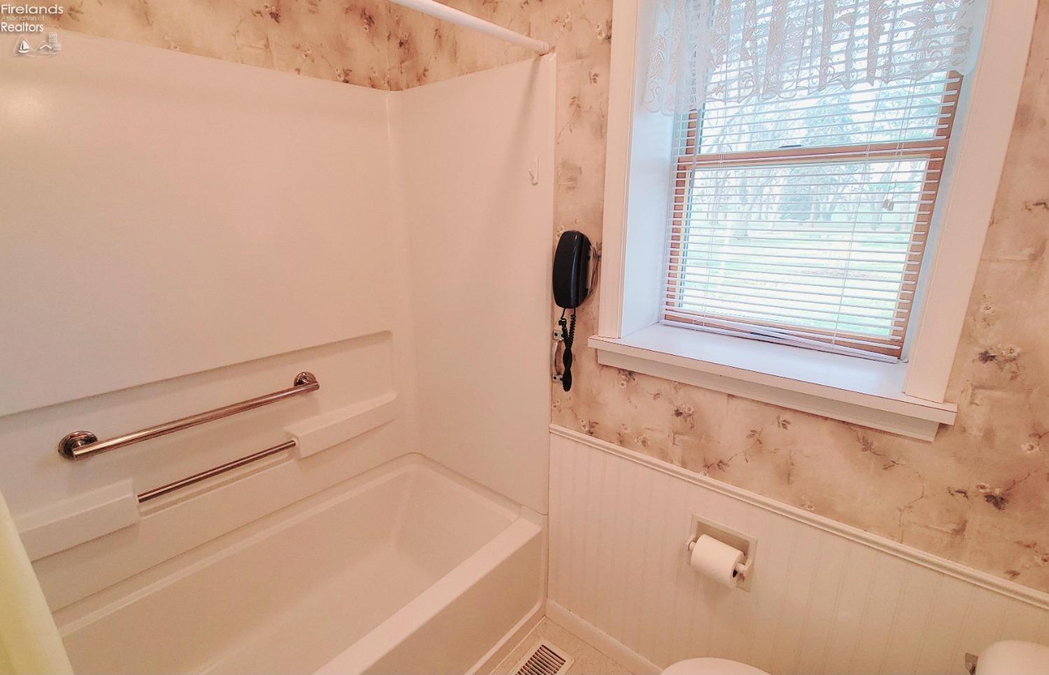 4913 Hayes Avenue, Sandusky, Ohio image 23