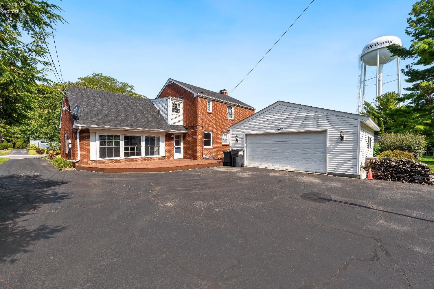 208 SE Cedar Brook Lane, Sandusky, Ohio image 44