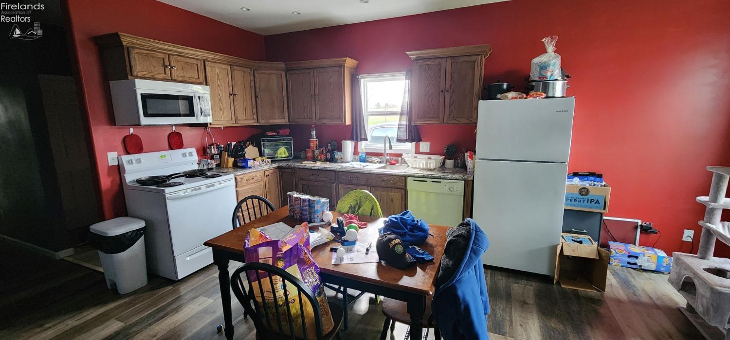 39 E Lewis Street, Tiffin, Texas image 6