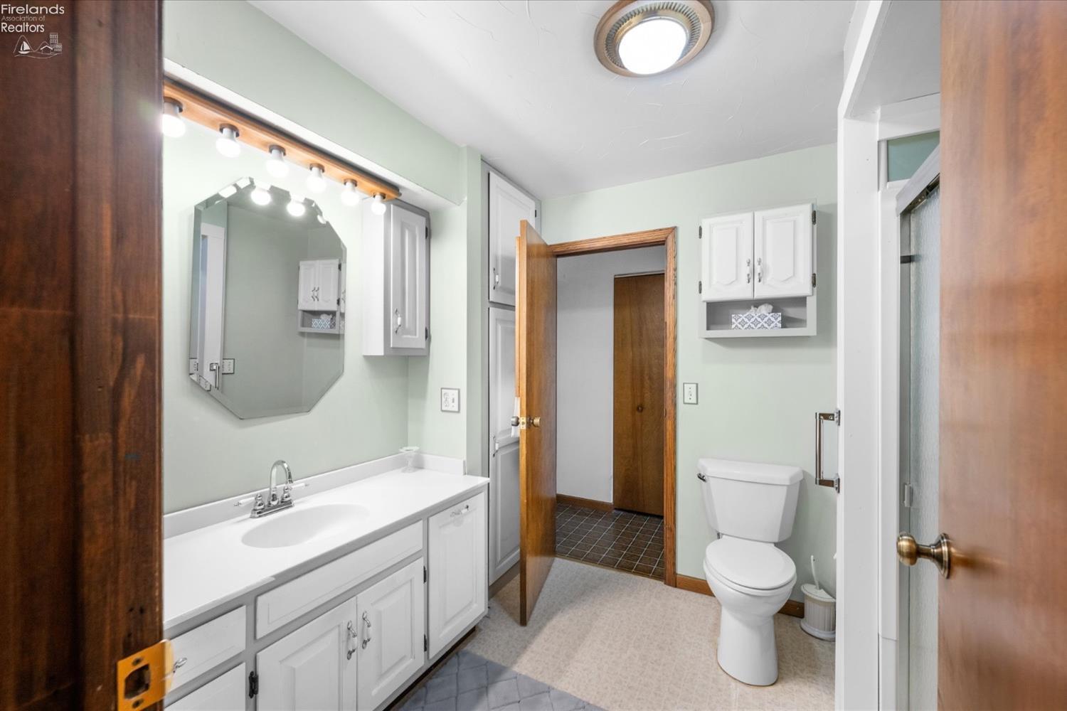 2738 W Columbus Street, Port Clinton, New Mexico image 25