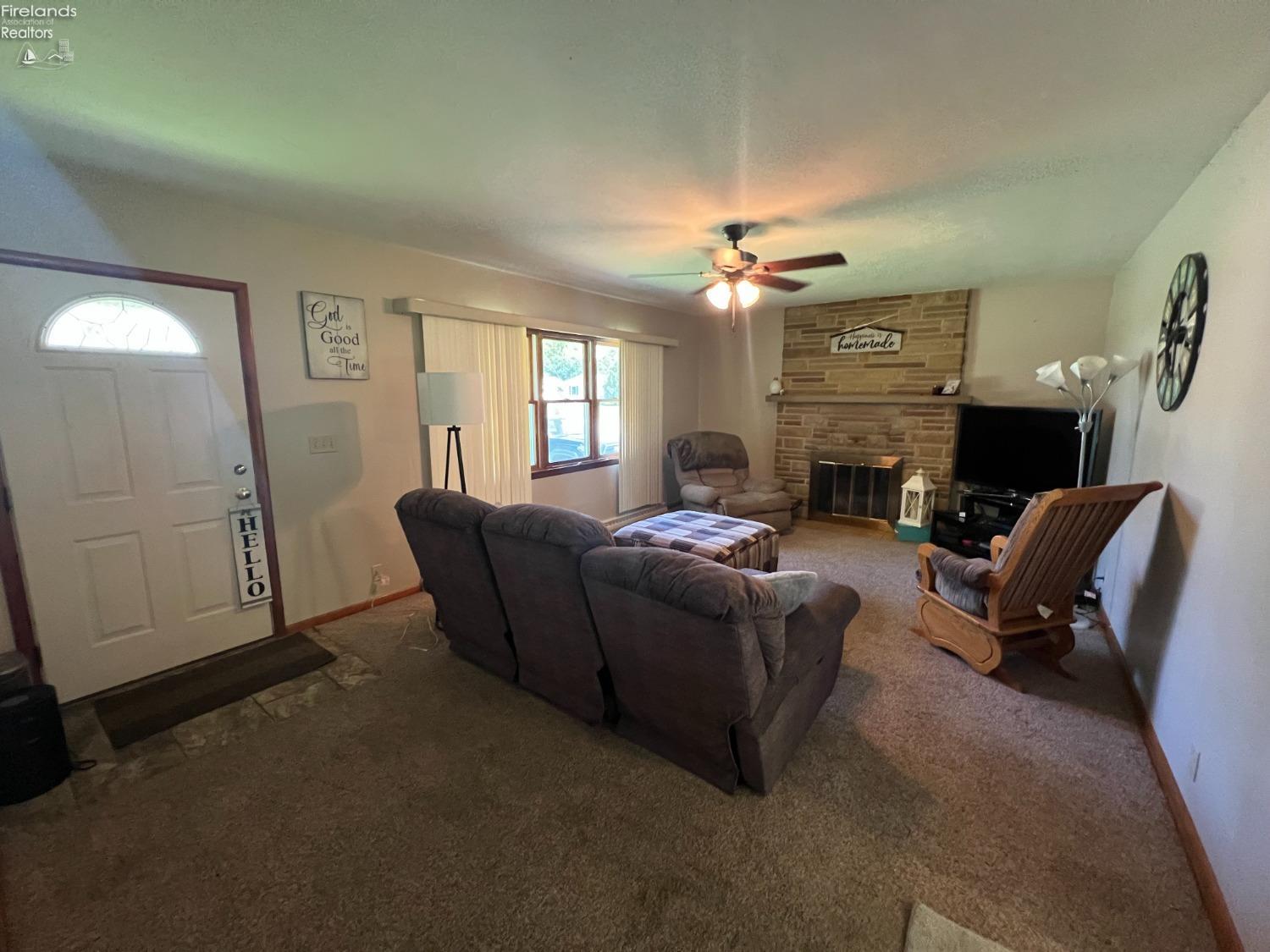 6 Breezewood Drive, Norwalk, New Mexico image 4