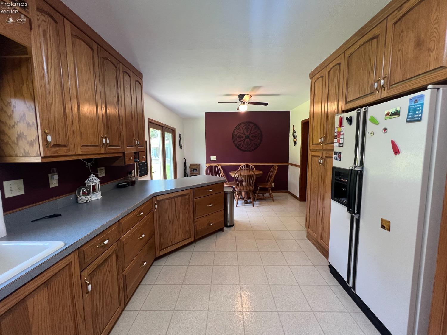 6 Breezewood Drive, Norwalk, New Mexico image 3