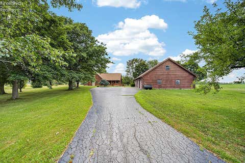 Homes For Sale - 6428 County Road 330<br/> Hancock County, Fostoria, OH 44830