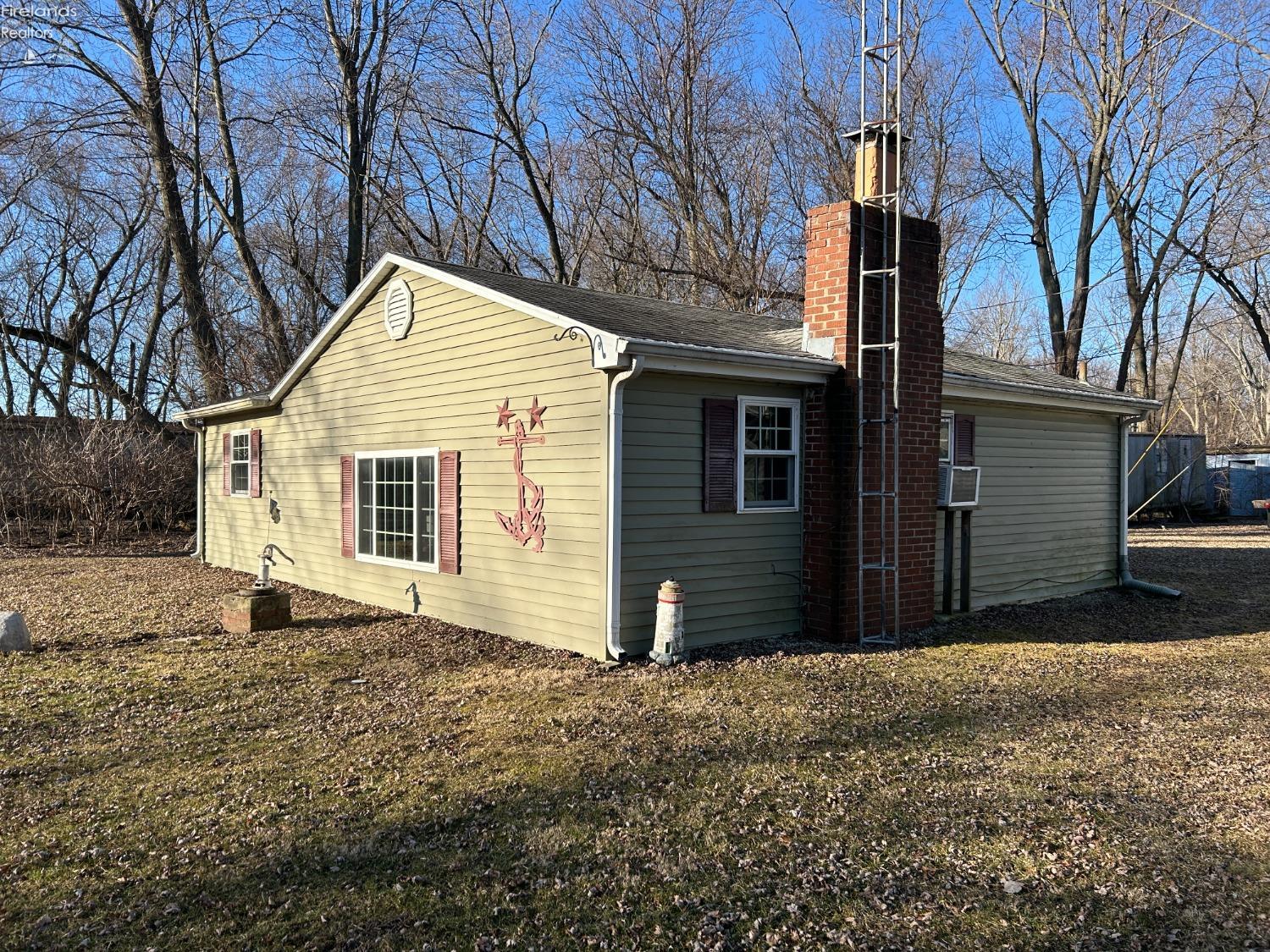 6626 N Earl Avenue, Oak Harbor, Ohio image 1