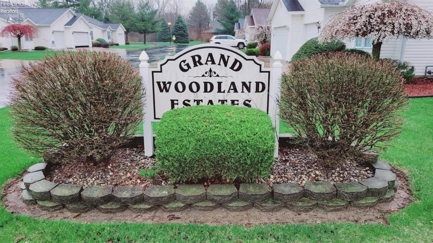 100 Grand Avenue, Clyde, Ohio image 3
