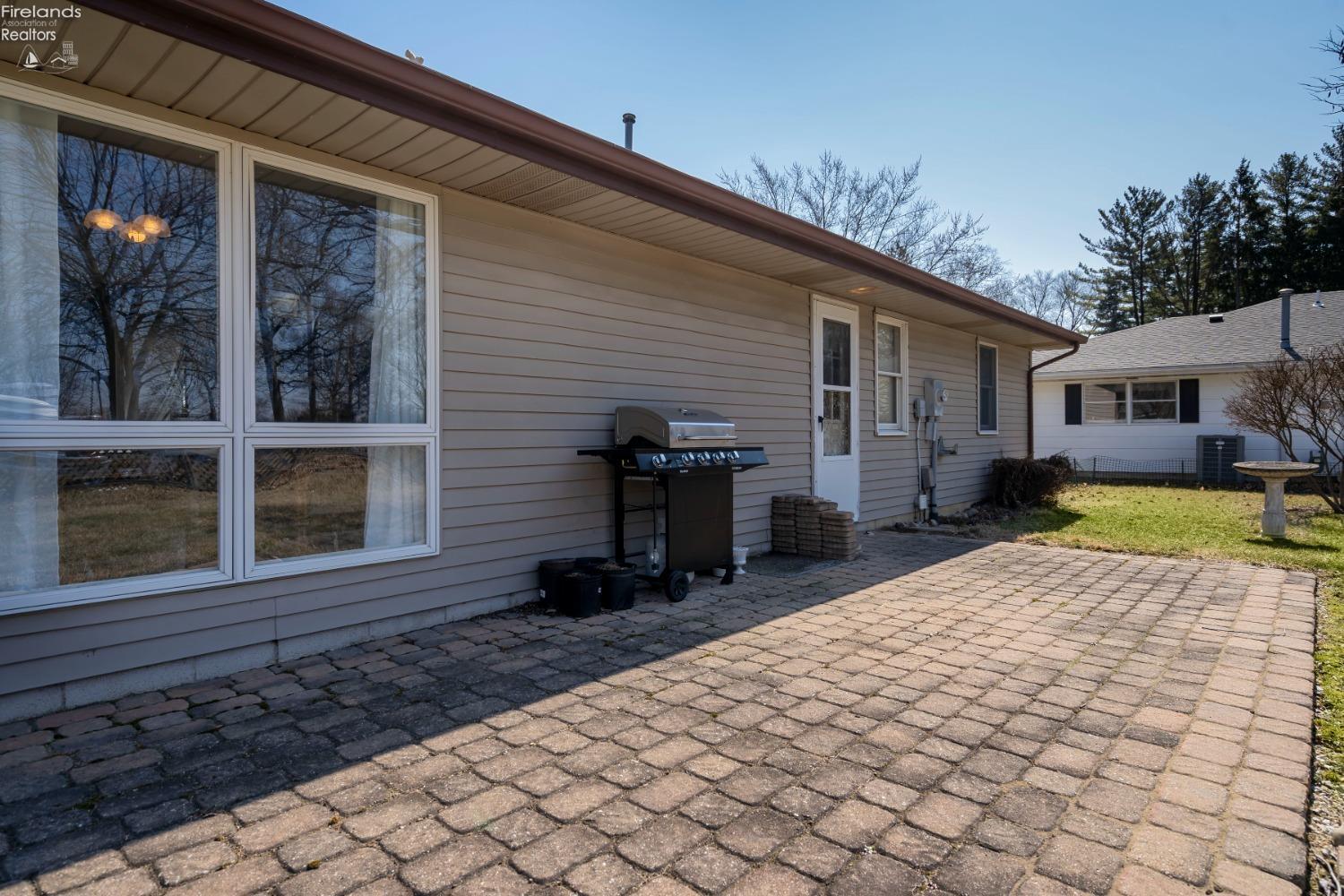 780 Lawndale Drive, Fremont, Ohio image 29