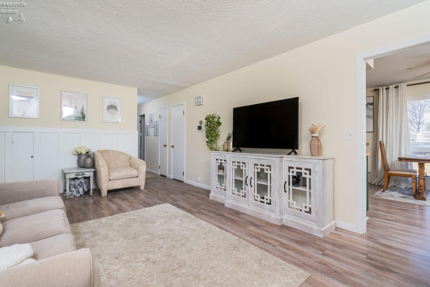 780 Lawndale Drive, Fremont, Ohio image 10