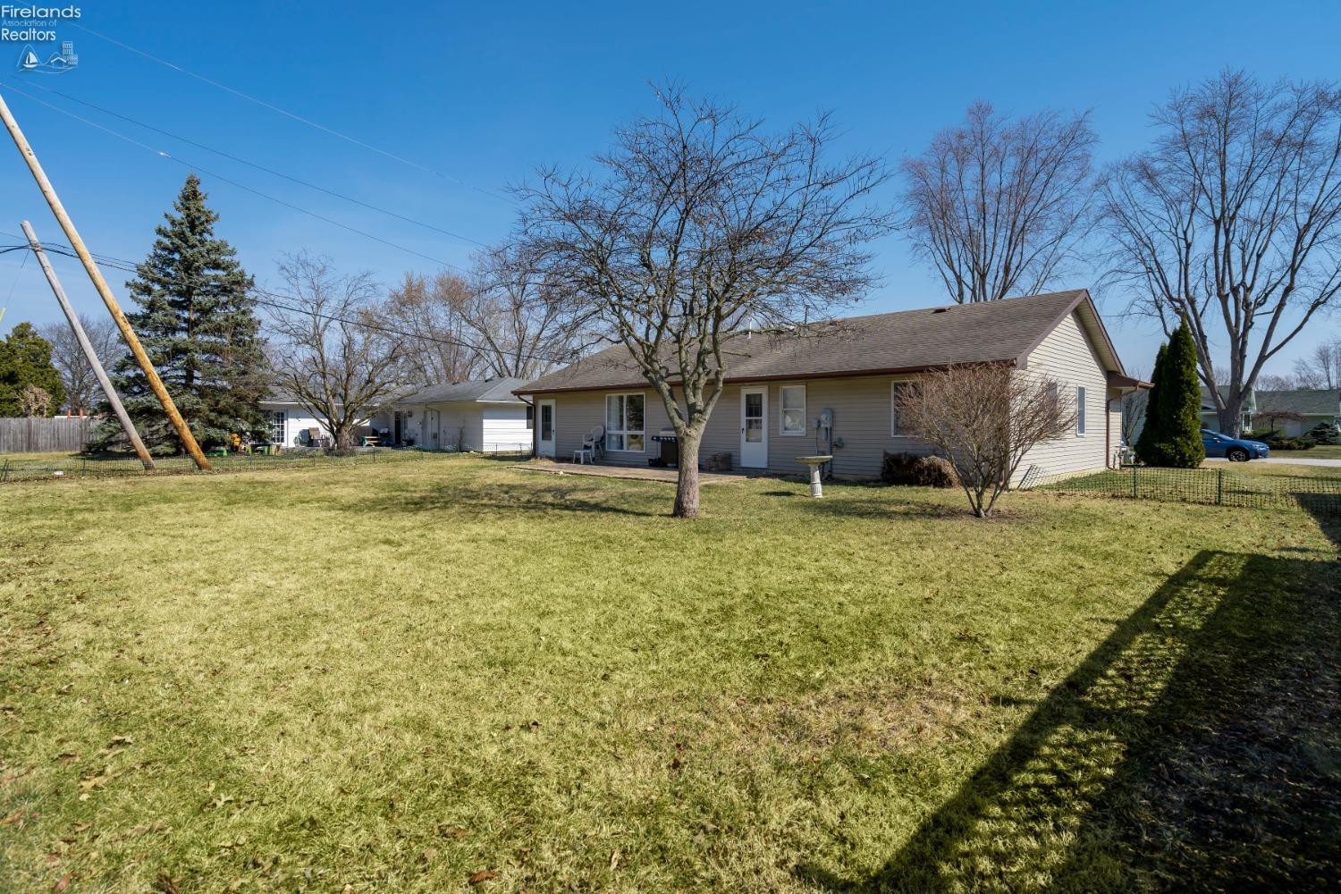 780 Lawndale Drive, Fremont, Ohio image 28