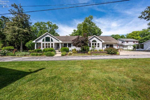 Homes For Sale - 836 N Cedar Road<br/> Port Clinton, OH 43452