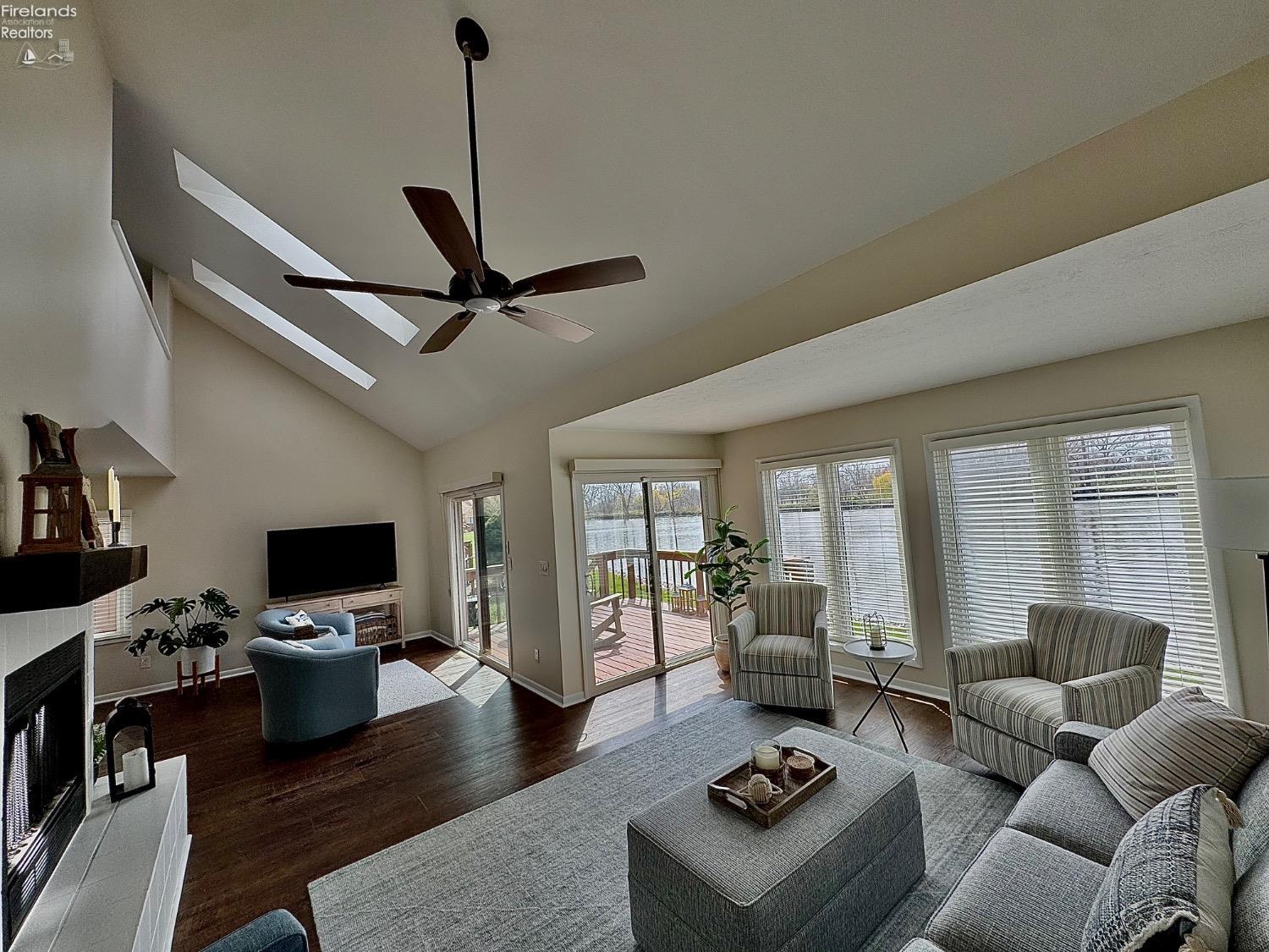 100 N Harbors End Drive, Port Clinton, Texas image 18