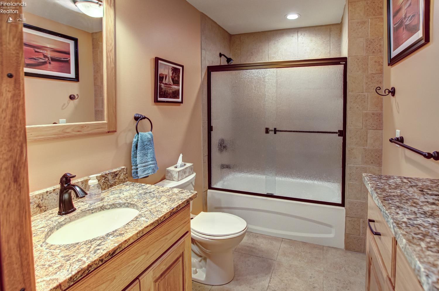 5475 E Mabel Drive, Port Clinton, Texas image 34