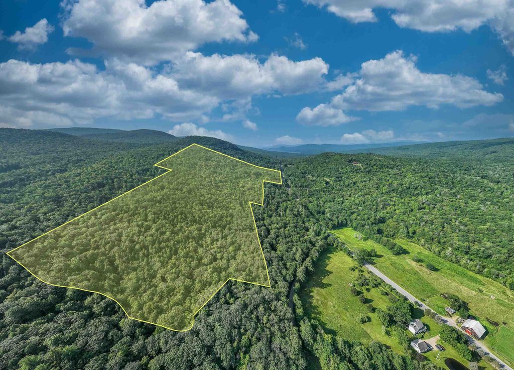 Photo of 613 Mayhew Turnpike #227-024 &amp; 227-023, Plymouth, NH 03264 (MLS # 5083615)