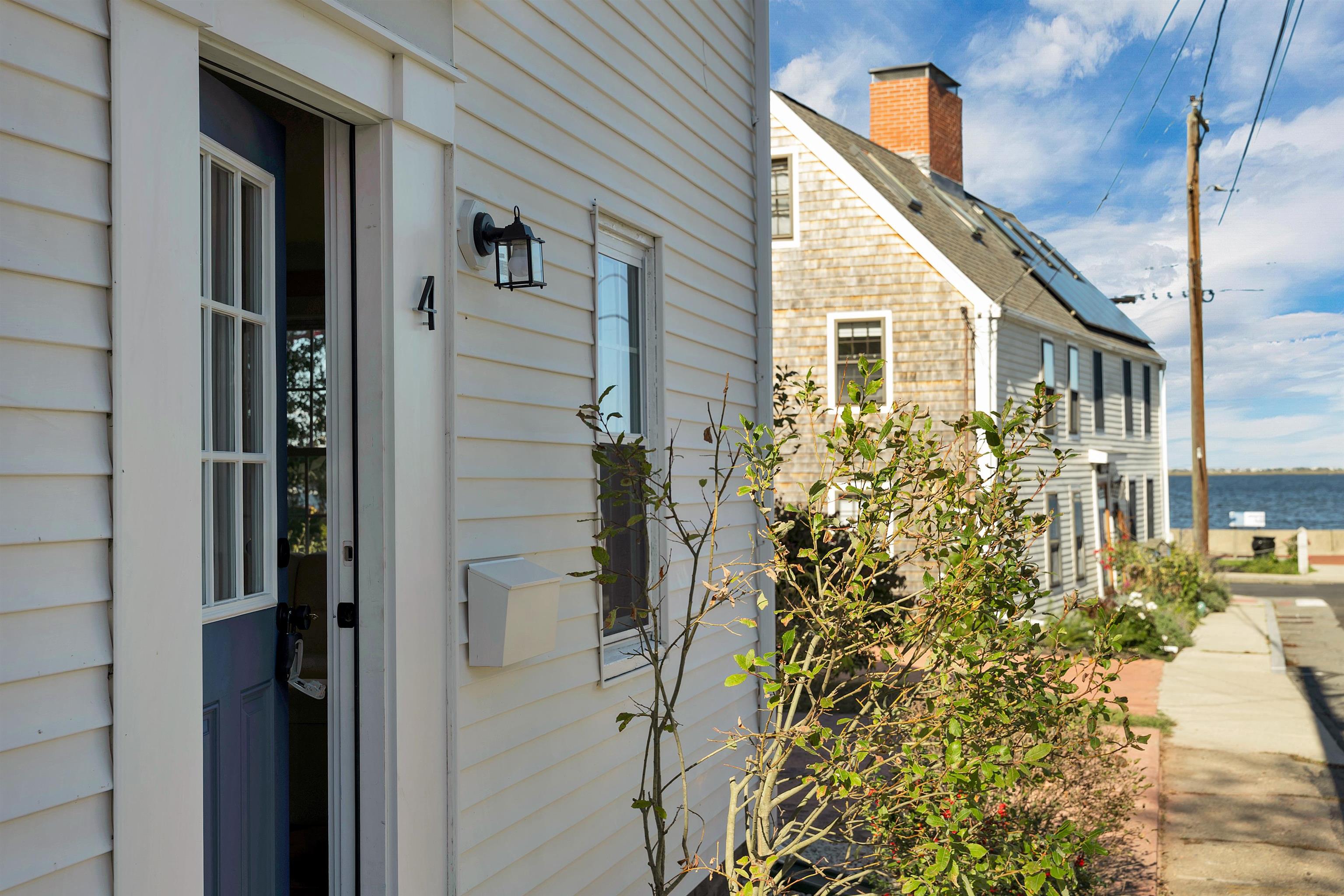 4 Neptune Street