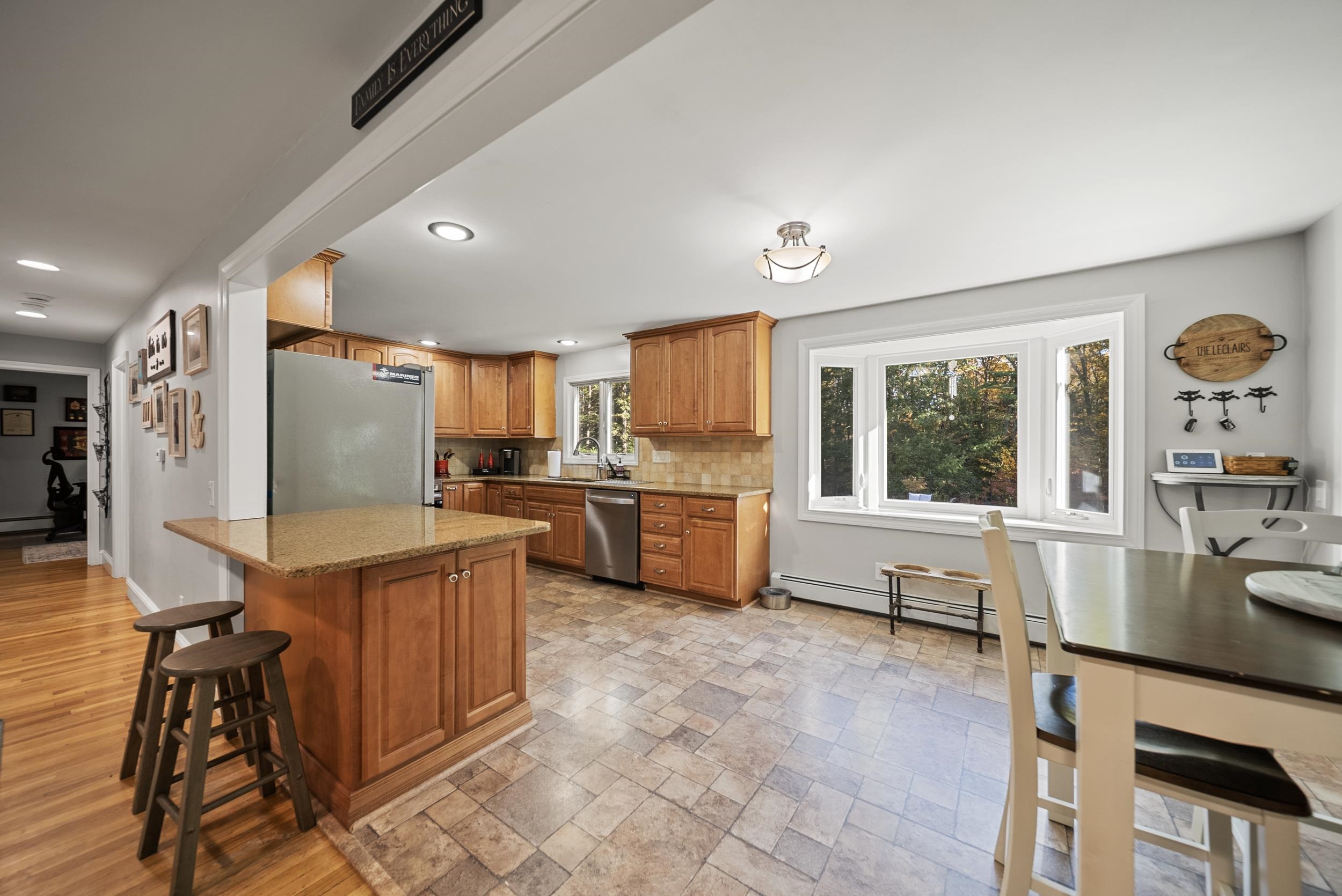 30 Robbins Road