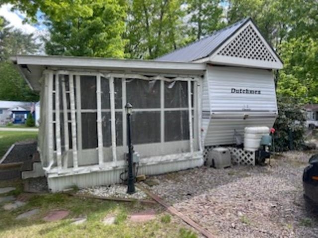 200 Hilliard Road 12