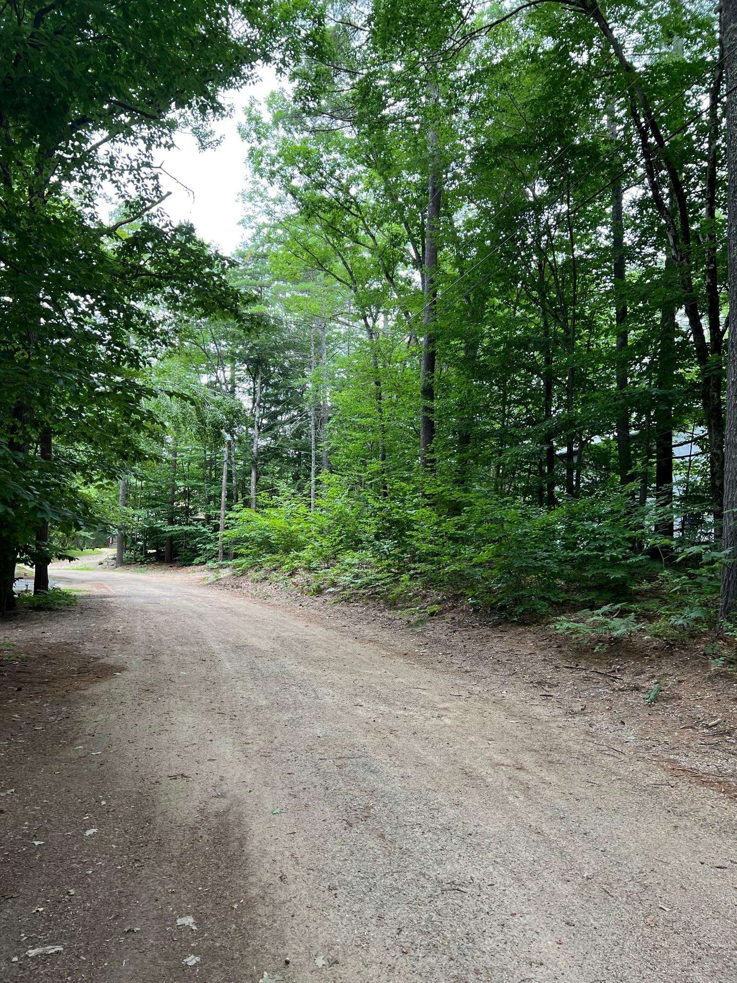 14 Little Loop Road B218