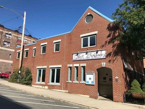 7 High Street Brattleboro VT 05301