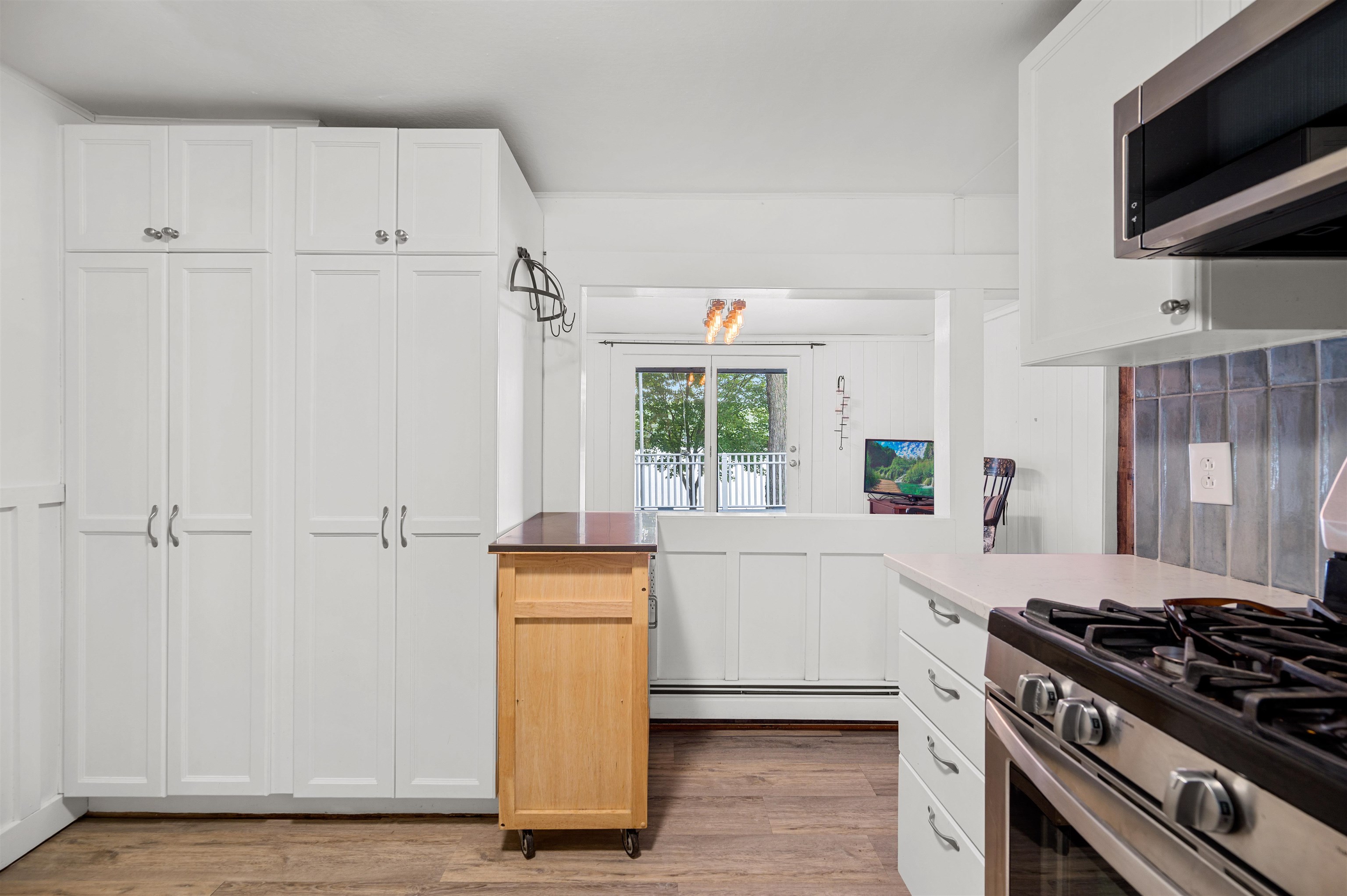 Elmore, Vermont 05657, United States, 3 Bedrooms Bedrooms, ,2 BathroomsBathrooms,Residential,Active,169188