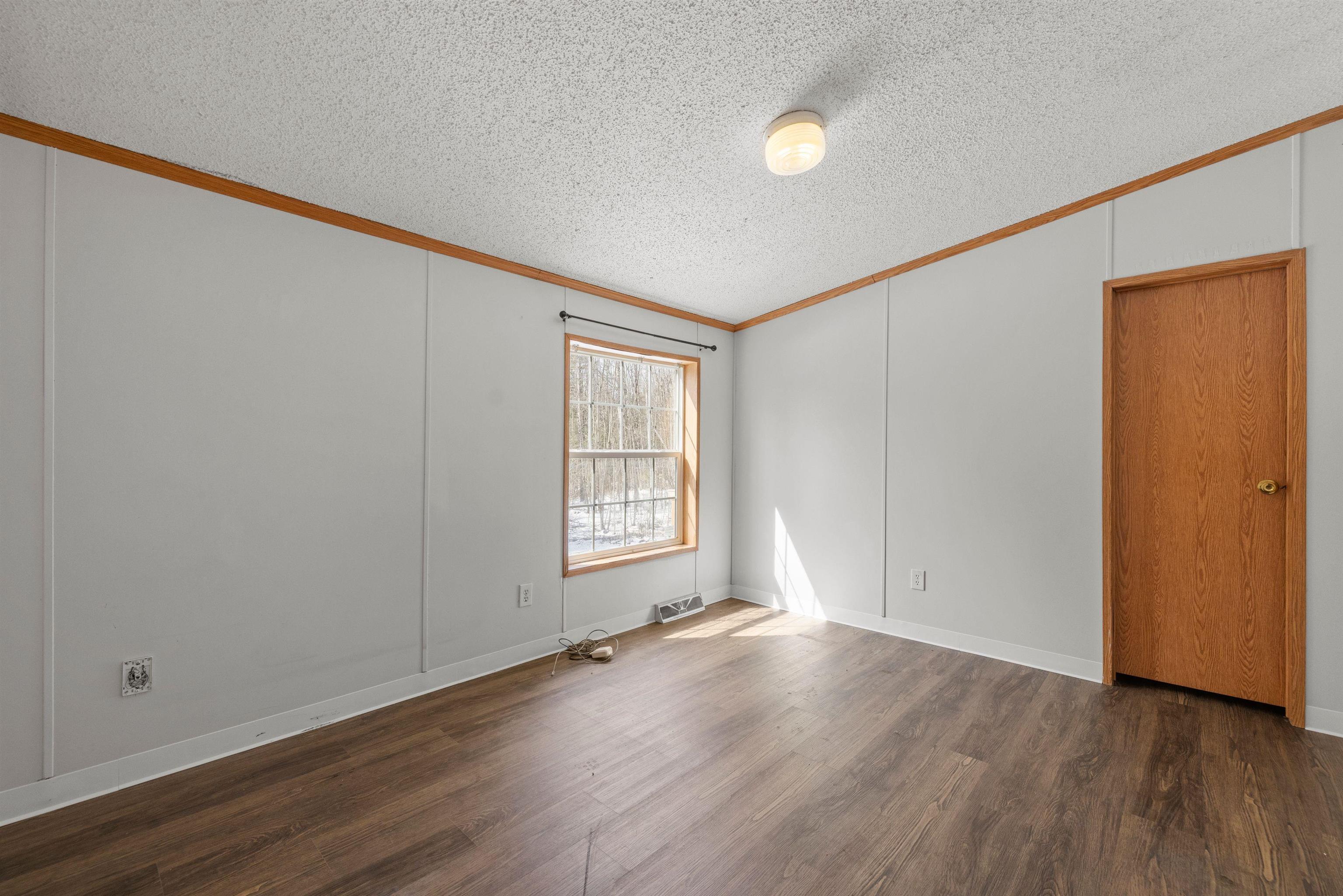 Barnstead, New Hampshire 03225, United States, 3 Bedrooms Bedrooms, ,2 BathroomsBathrooms,Residential,Active,96639