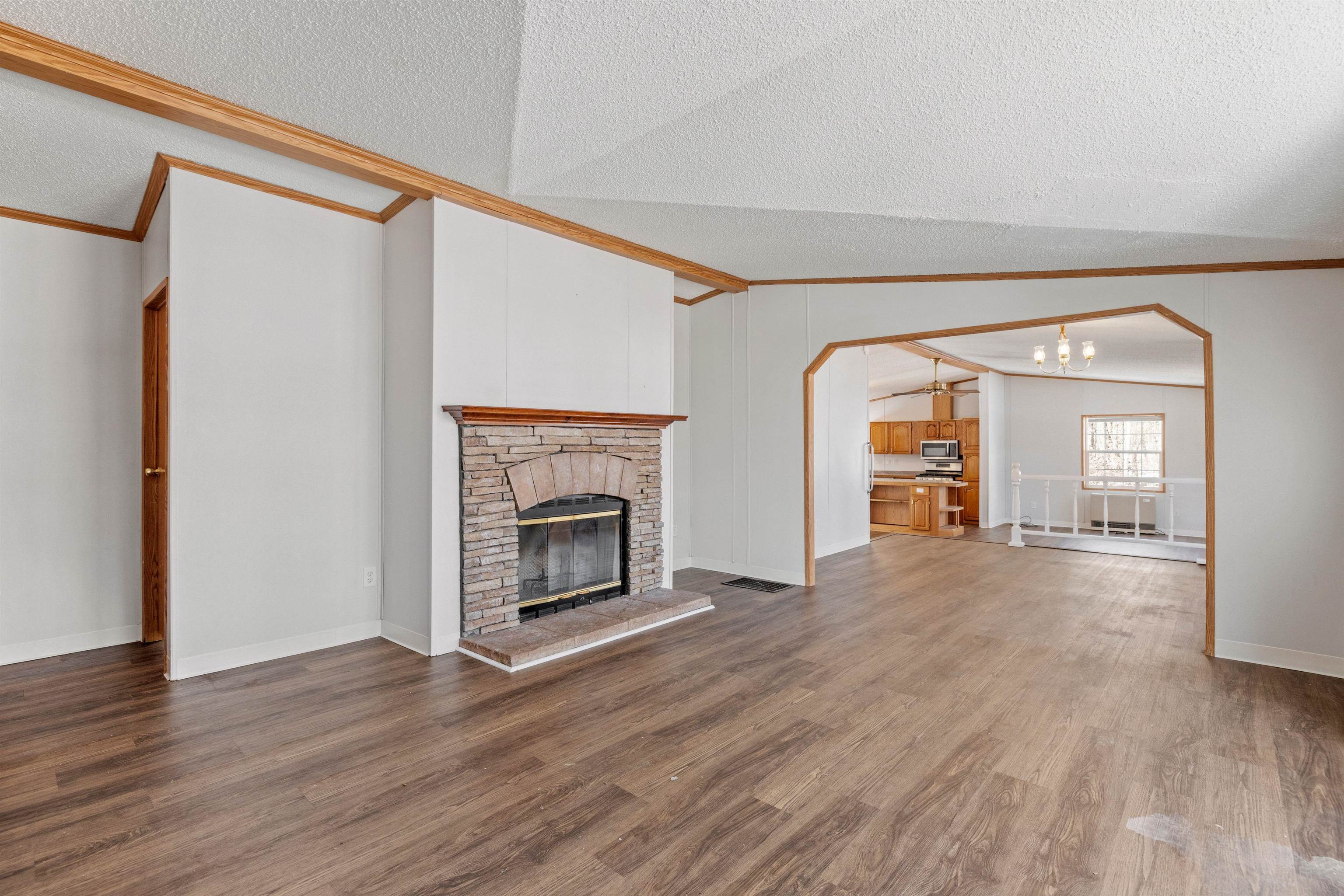 Barnstead, New Hampshire 03225, United States, 3 Bedrooms Bedrooms, ,2 BathroomsBathrooms,Residential,Active,96639