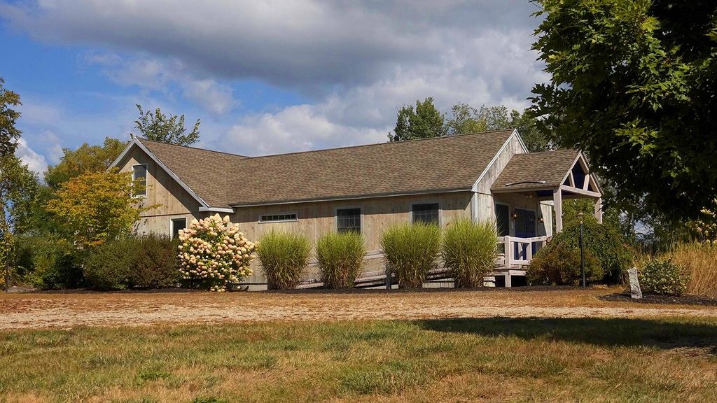 Photo of 254 King Street, Boscawen, NH 03303 (MLS # 5061998)