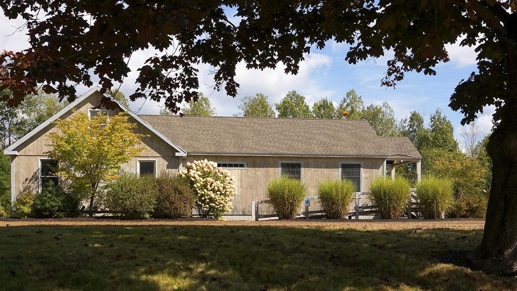 Photo of 254 King Street, Boscawen, NH 03303 (MLS # 5061998)