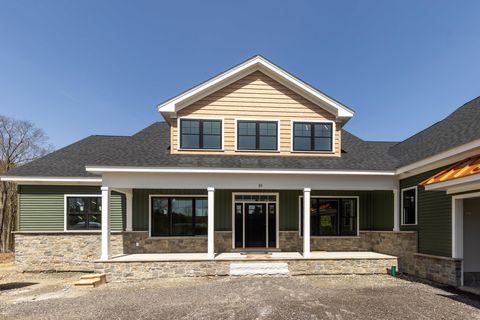 10 Shipwright Way Newington NH 03801