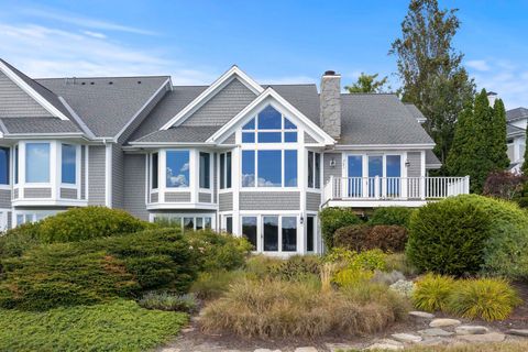 163 Little Harbor Road New Castle NH 03854