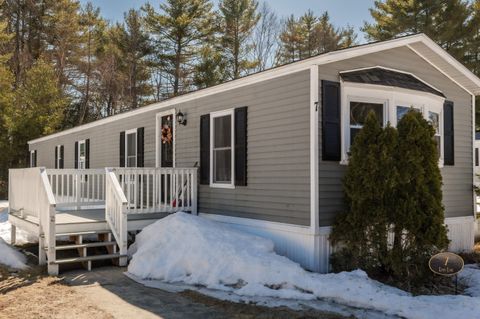 7 Lynn Lane Rochester NH 03867