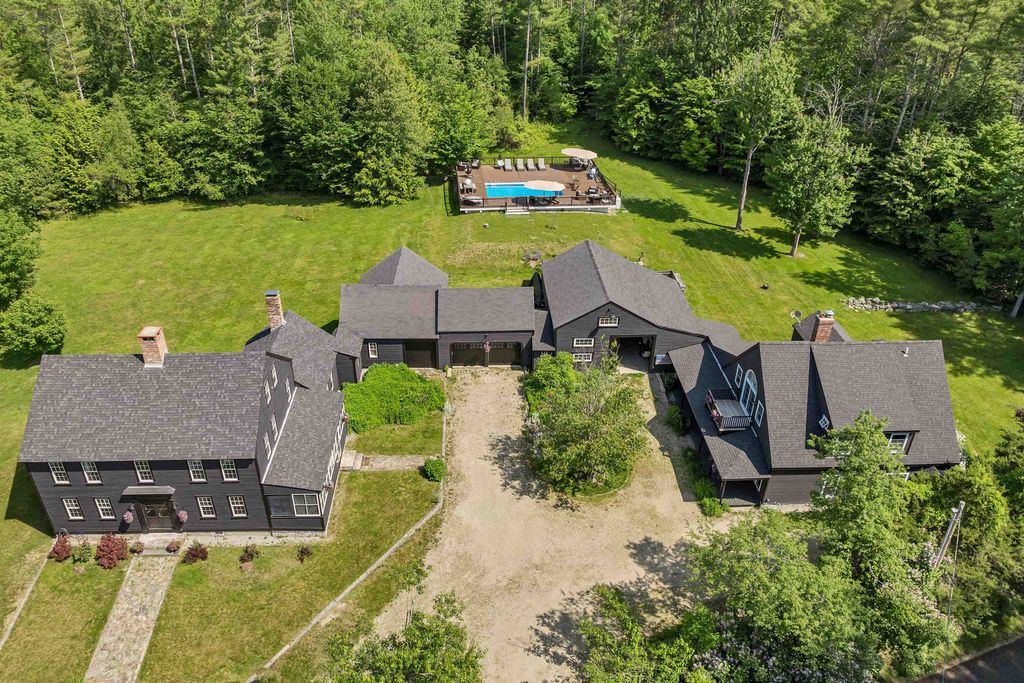 Photo of 117 Hayes Road, Alton, NH 03809 (MLS # 5036097)