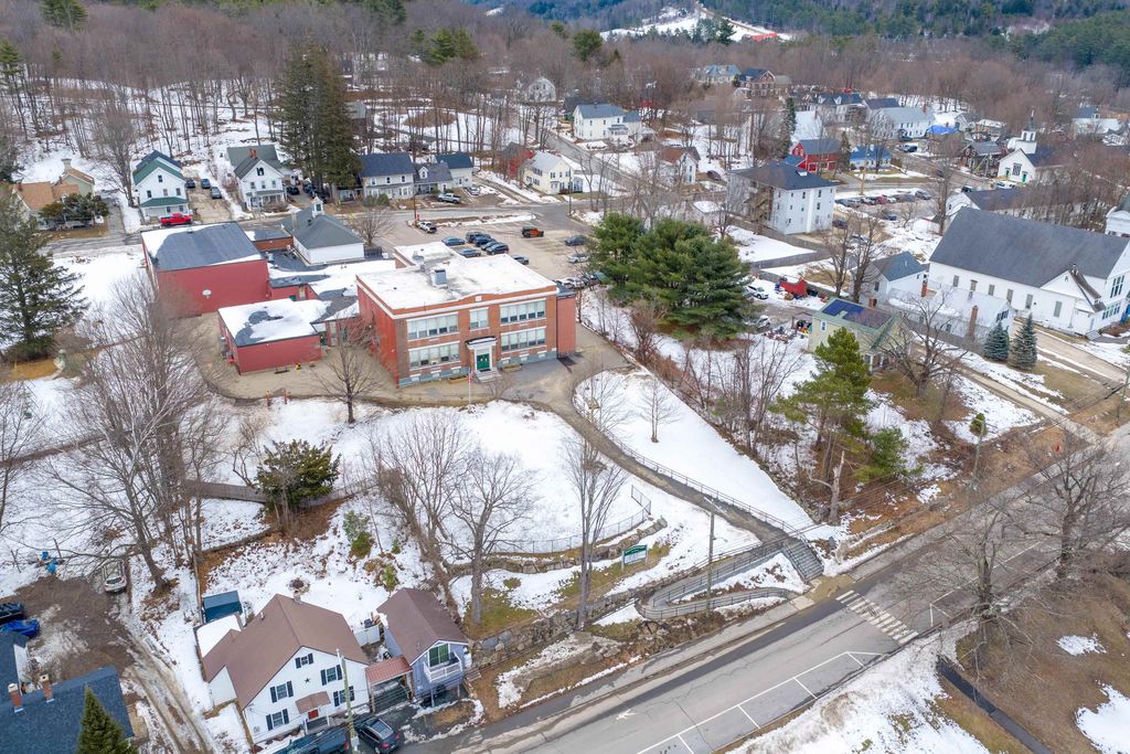 Photo of 114006 North Main Street, Bristol, NH 03222 (MLS # 5074301)