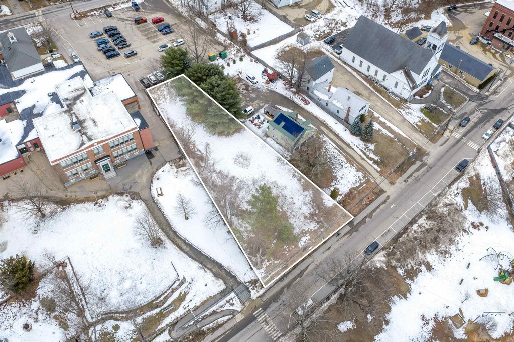 Photo of 114006 North Main Street, Bristol, NH 03222 (MLS # 5074301)