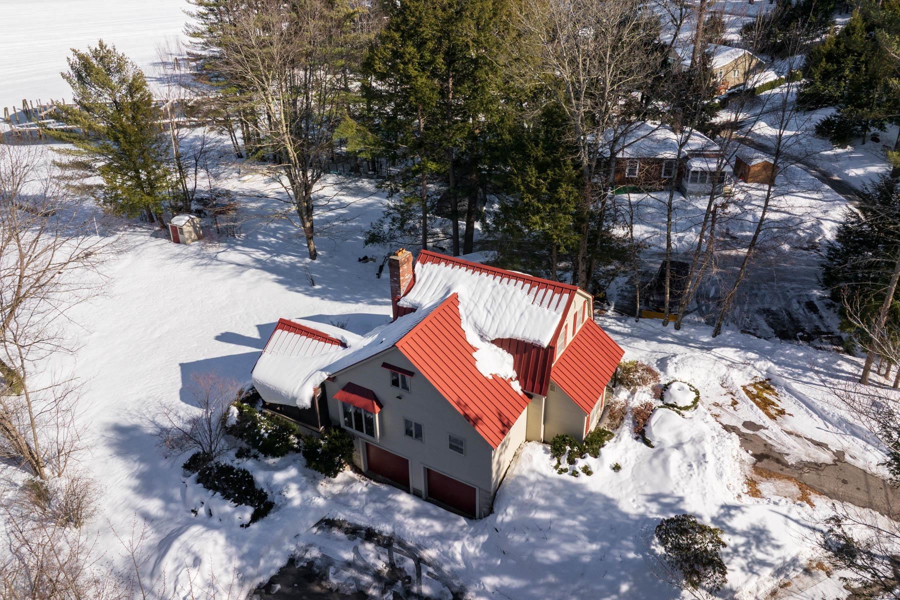 35 Keewaydin Drive