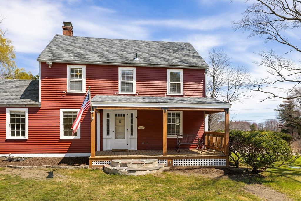 Photo of 16 Marsh Lane, Hampton Falls, NH 03844 (MLS # 5084946)